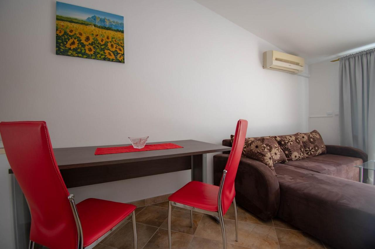Apartments Betty Borik Ровинь Экстерьер фото